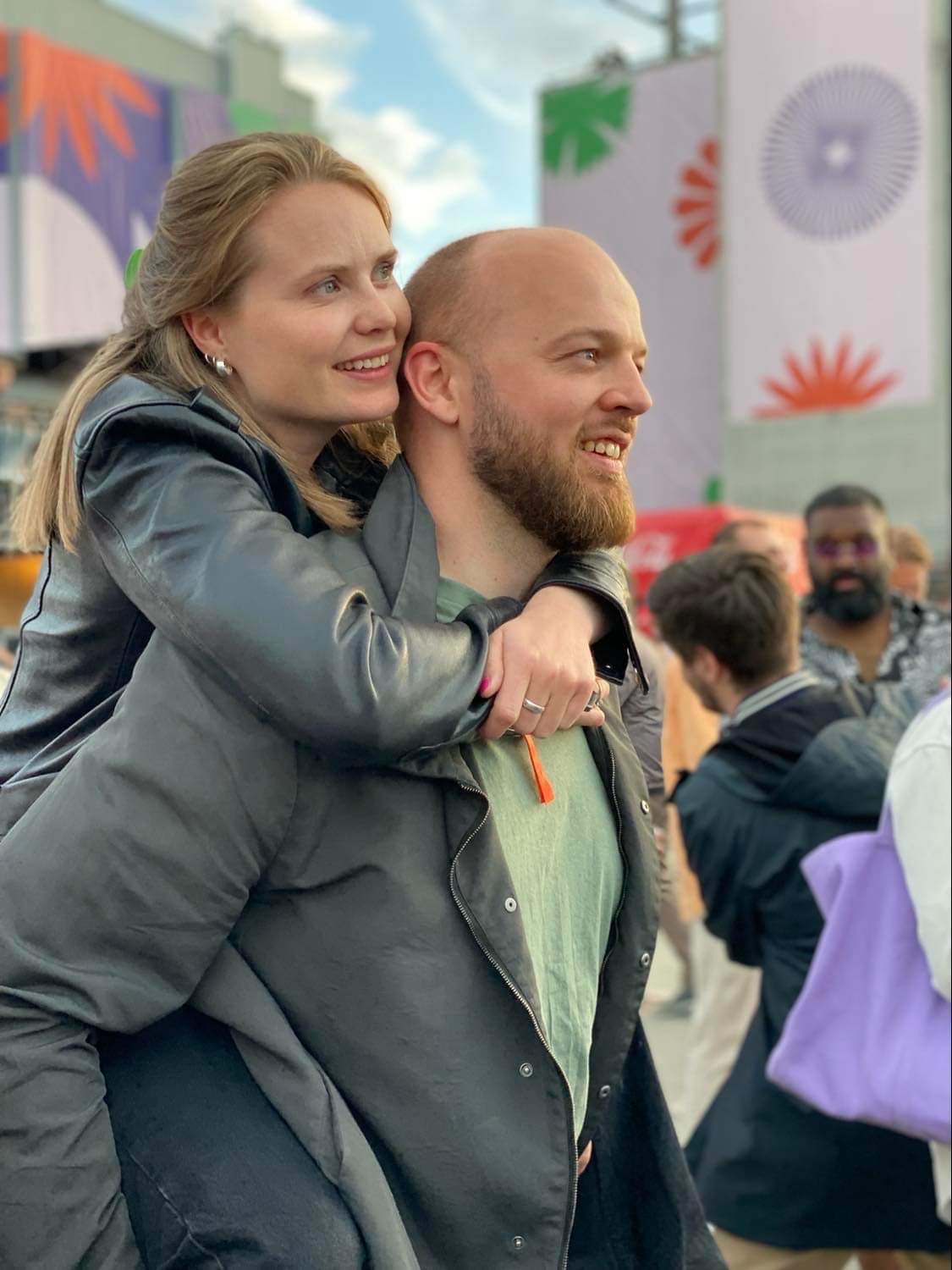 bilde av Line og Nicolai på festival